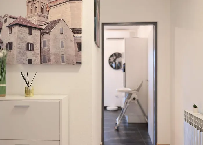 Apartman Nika Sa Jacuzzijem Apartment Zadar