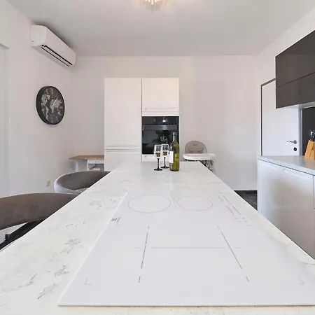 Apartmán Nika Sa Jacuzzijem